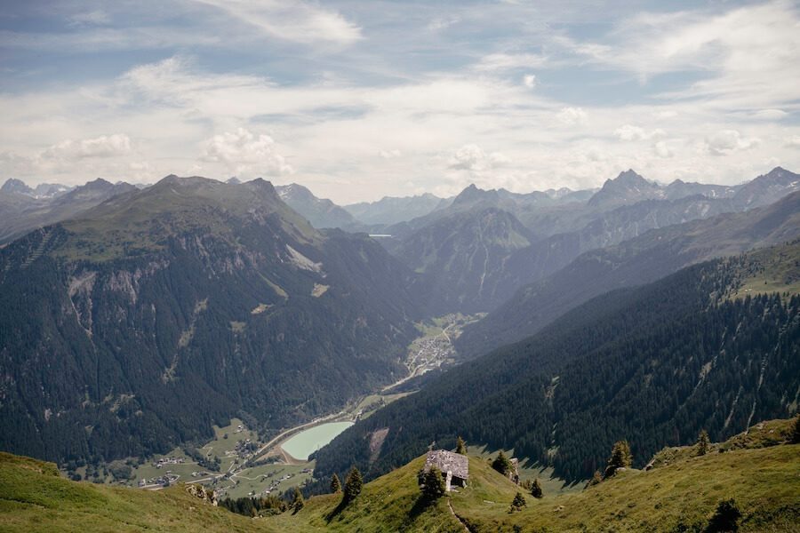 2024-Silvretta-TotaleHike-Abenteuermomente-45 Blick auf den Kopssee vom Vier Barga Aussichtspunkt