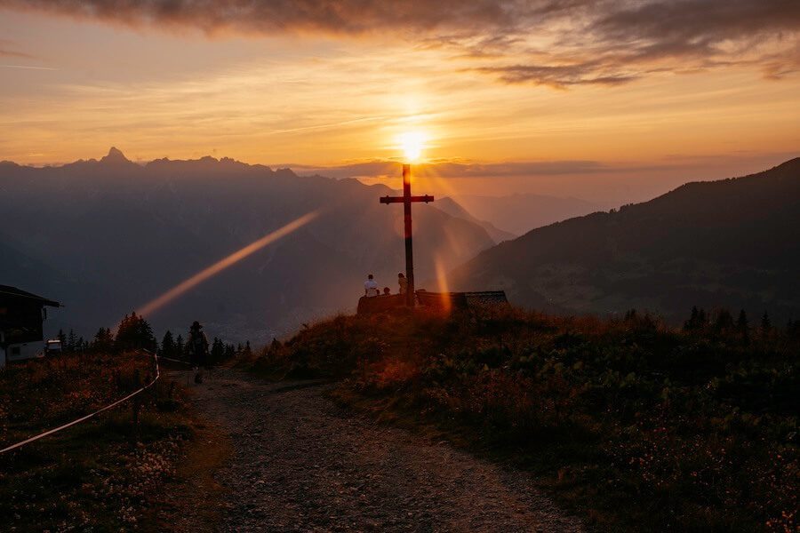 2024-Silvretta-Sonnenuntergang-Hochjoch-Abenteuermomente-65 Sonnenuntergang am Kapellrestaurant