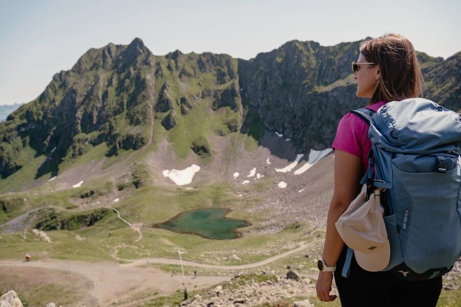2024-Silvretta-Zamang-Abenteuermomente-8 Blick auf den Herzsee von der Wormser Hütte