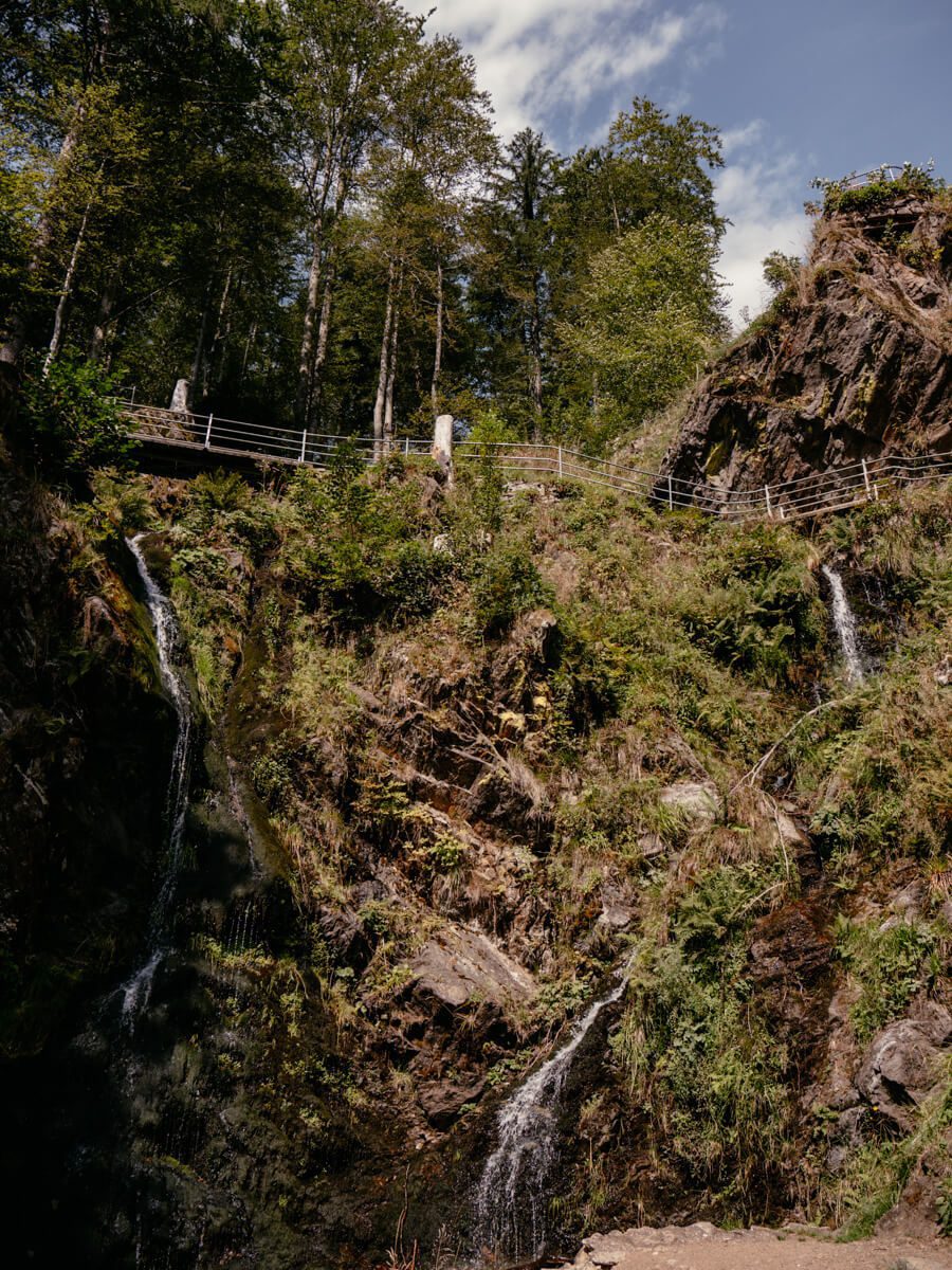 2024-08-Schwarzwald-Wasserfallsteig-4 Der Fahler Wasserfall