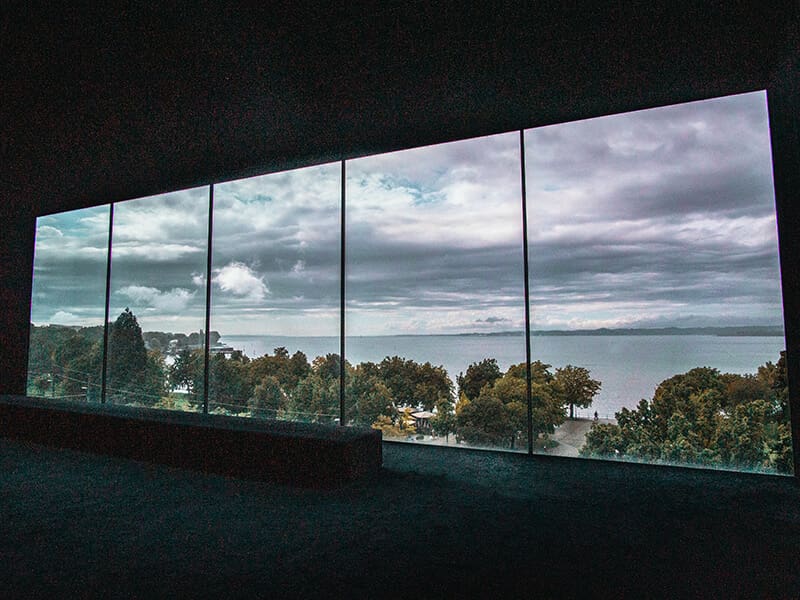 Panorama Fenster im Vorarlberg Museum