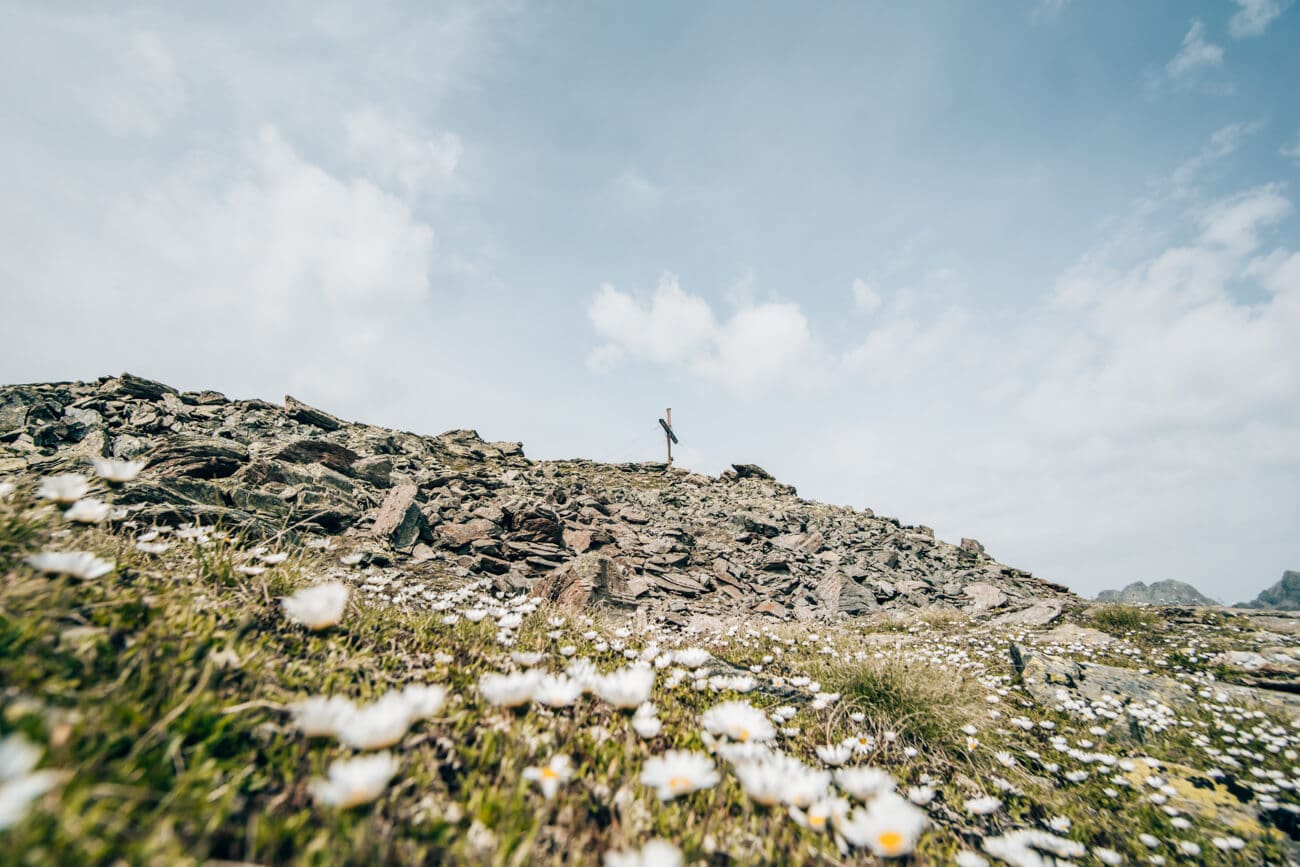 Gipfelkreuz Nörderberg Wanderung